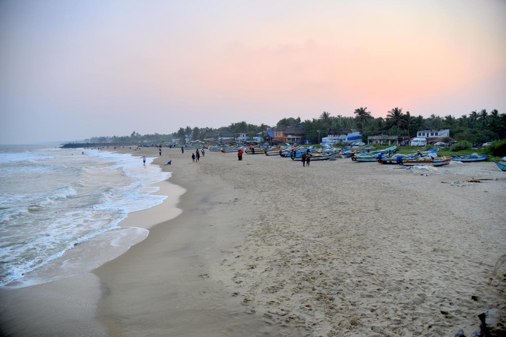 Serenity Sands Beach Resort Puducherry Zewnętrze zdjęcie